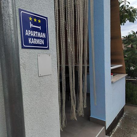 Apartman Karmen Apartment Срима Екстериор снимка