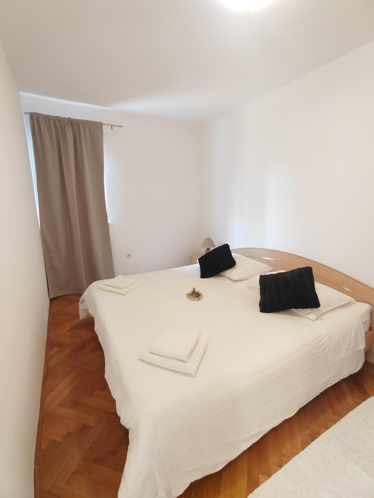 Apartman Karmen Apartment Срима Екстериор снимка